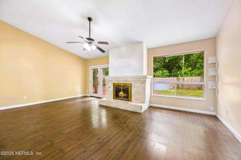 3632 Ballestero Drive, Jacksonville FL - photo 12 of 28