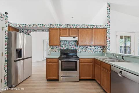 3250 Tea Rose Drive, Jacksonville FL - photo 17 of 54