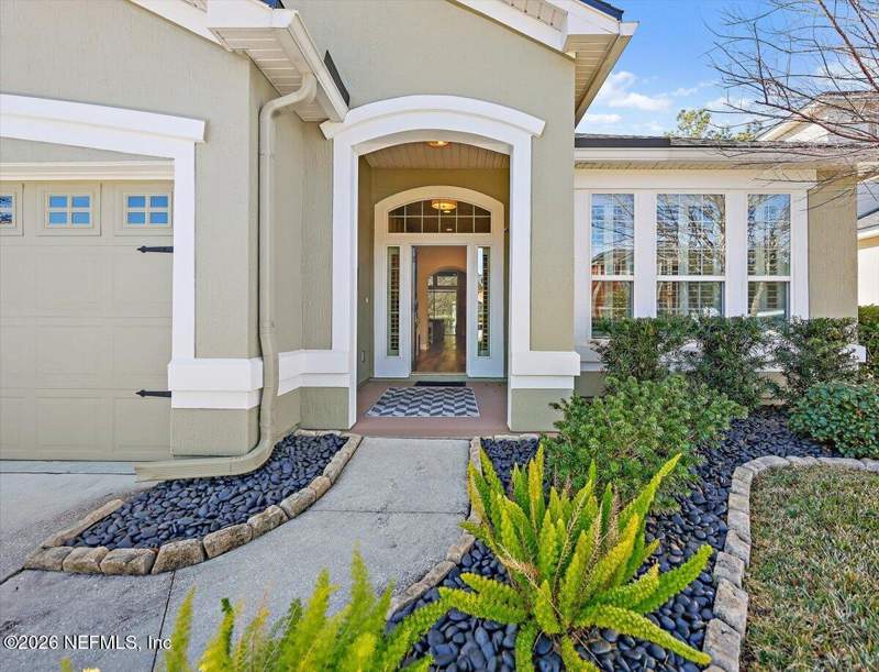 4 bedroom Single Family Residence at 14372 Garden Gate Drive, Bartram Park Preserve, Jacksonville — photo 4
