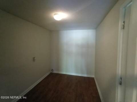 8611 Darlington Drive, Jacksonville FL - photo 7 of 26