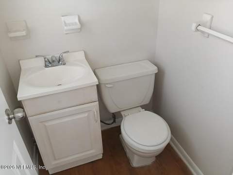 8611 Darlington Drive, Jacksonville FL - photo 8 of 26