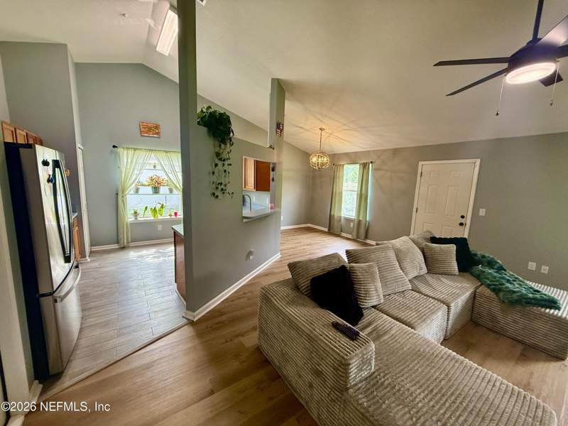 3 bedroom Single Family Residence at 336 S Shamrock Avenue, Oceanway Manor, Jacksonville — photo 5