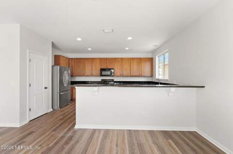 12575 Pine Marsh Way, Jacksonville FL - photo 8 of 41