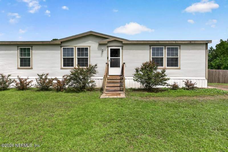 3 bedroom Mobile Home at 54352 Bea Road, Sheffield Village, Callahan — photo 2