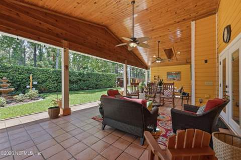 11852 Pegasus Drive, Jacksonville FL - photo 12 of 45