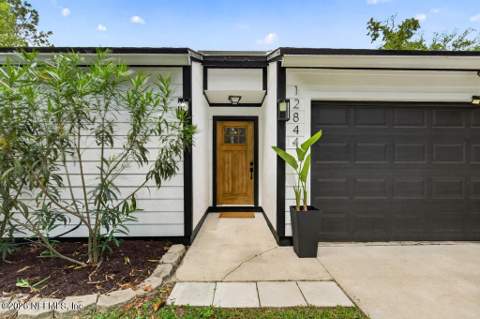 12844 Beaubien Road, Jacksonville FL - photo 9 of 75