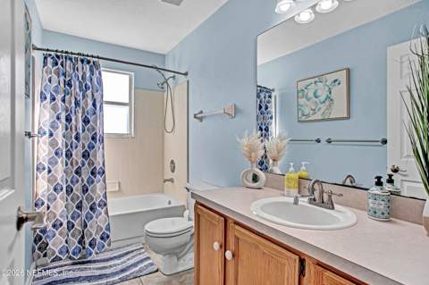 1382 Eastwind Drive, Jacksonville Beach FL - photo 19 of 32