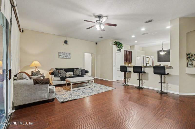 5 bedroom Single Family Residence at 663 Mandy Oaks Drive, Old Plank Plantation, Jacksonville — photo 4
