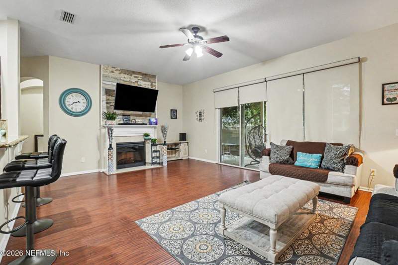 5 bedroom Single Family Residence at 663 Mandy Oaks Drive, Old Plank Plantation, Jacksonville — photo 5