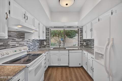 3407 Fairbanks Grant Road, Jacksonville FL - photo 12 of 42