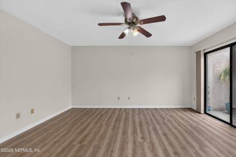 3407 Fairbanks Grant Road, Jacksonville FL - photo 16 of 42
