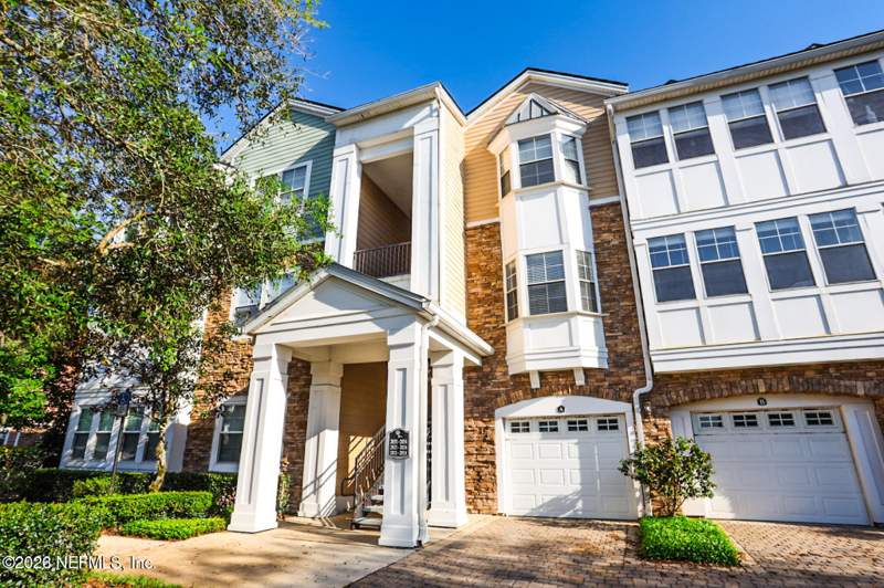 1 bedroom Condominium at 8550 Touchton Road #2023, Montreux, Jacksonville — photo 2