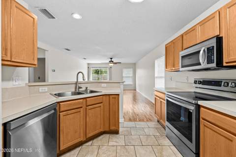 136 Brookfall Drive, St. Augustine FL - photo 12 of 38