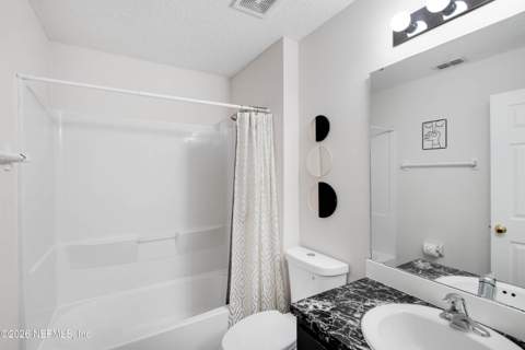 8454 Kona Avenue, Jacksonville FL - photo 10 of 34