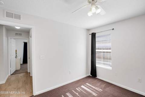 8454 Kona Avenue, Jacksonville FL - photo 12 of 34