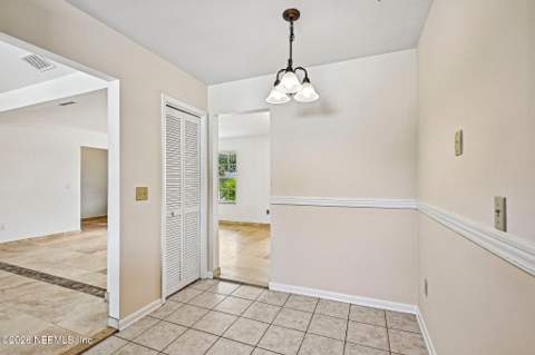 10720 Knottingby Drive, Jacksonville FL - photo 11 of 24
