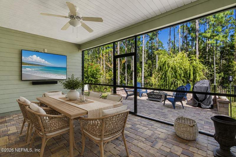 4 bedroom Single Family Residence at 10013 Blossom Creek Lane, Longleaf, Jacksonville — photo 5