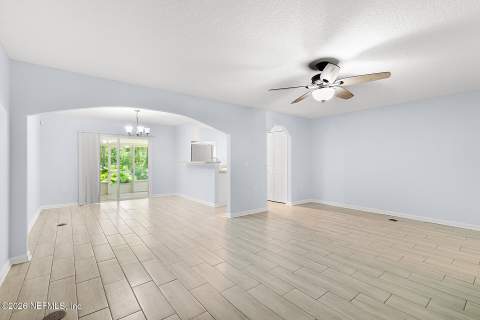 11826 Lake Bend Circle, Jacksonville FL - photo 6 of 33