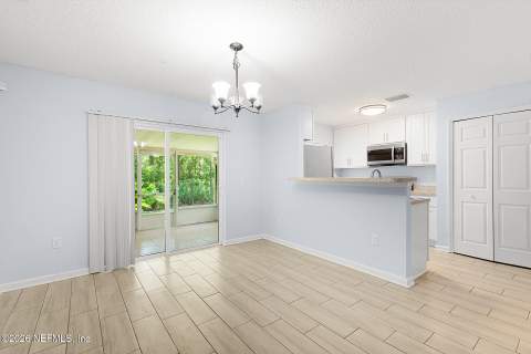 11826 Lake Bend Circle, Jacksonville FL - photo 7 of 33