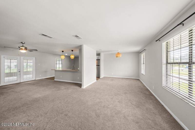 3 bedroom Single Family Residence at 1235 Squirrel Lane, Turtle Creek Village, Jacksonville — photo 5