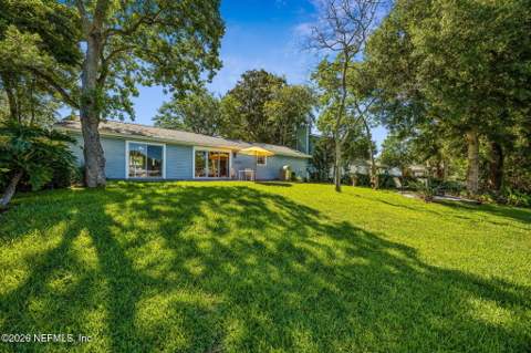 3346 America Avenue, Jacksonville Beach FL - photo 6 of 37