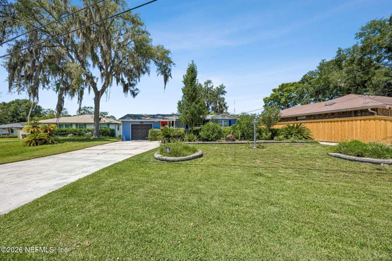 3 bedroom Single Family Residence at 5436 Waterside Drive, Lake Shore, Jacksonville — photo 4
