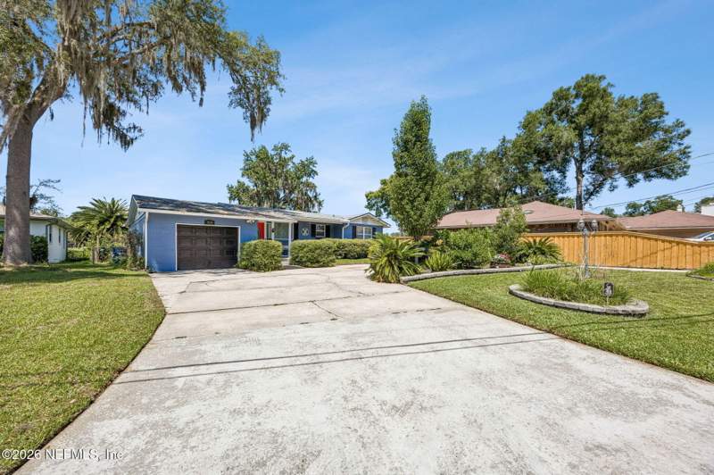 3 bedroom Single Family Residence at 5436 Waterside Drive, Lake Shore, Jacksonville — photo 5