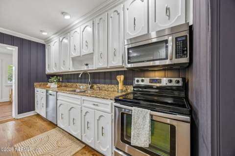 5436 Waterside Drive, Jacksonville FL - photo 20 of 55