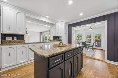 5436 Waterside Drive, Jacksonville FL - photo 22 of 55