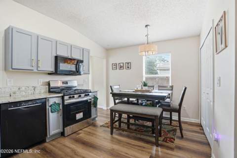 3239 Deuce Court, Jacksonville FL - photo 8 of 23