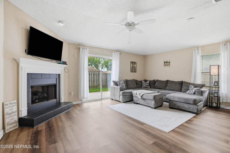 3 bedroom Single Family Residence at 3239 Deuce Court, Forest Hills, Jacksonville — photo 5
