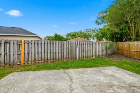 3239 Deuce Court, Jacksonville FL - photo 17 of 23