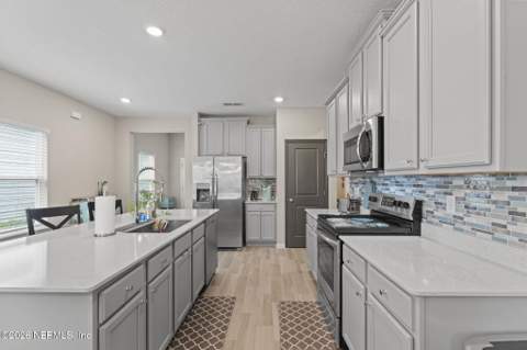 2638 Hanberry Lane, Green Cove Springs FL - photo 14 of 68