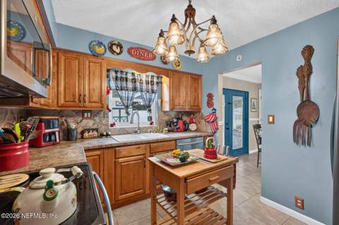 212 Mimosa Drive, Palatka FL - photo 16 of 45