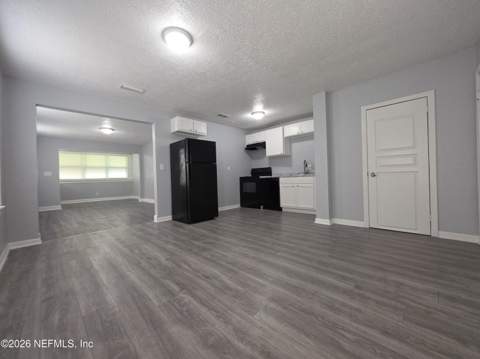4910 Walcott Avenue, Jacksonville FL - photo 8 of 23