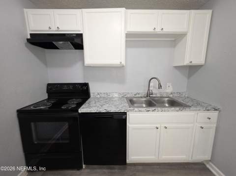 4910 Walcott Avenue, Jacksonville FL - photo 10 of 23