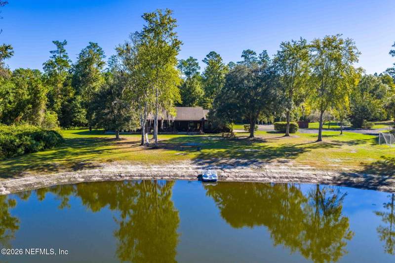 4 bedroom Single Family Residence at 2411 US Highway 301, Section Land, Jacksonville — photo 5
