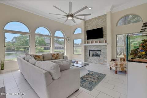 12129 Cattail Drive, Jacksonville FL - photo 13 of 47