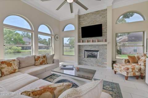 12129 Cattail Drive, Jacksonville FL - photo 12 of 47