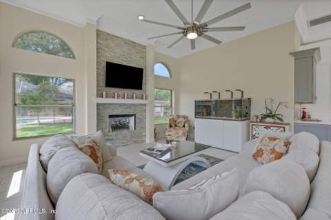 12129 Cattail Drive, Jacksonville FL - photo 14 of 47