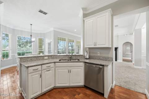 12829 Biggin Church Road, Jacksonville FL - photo 17 of 48