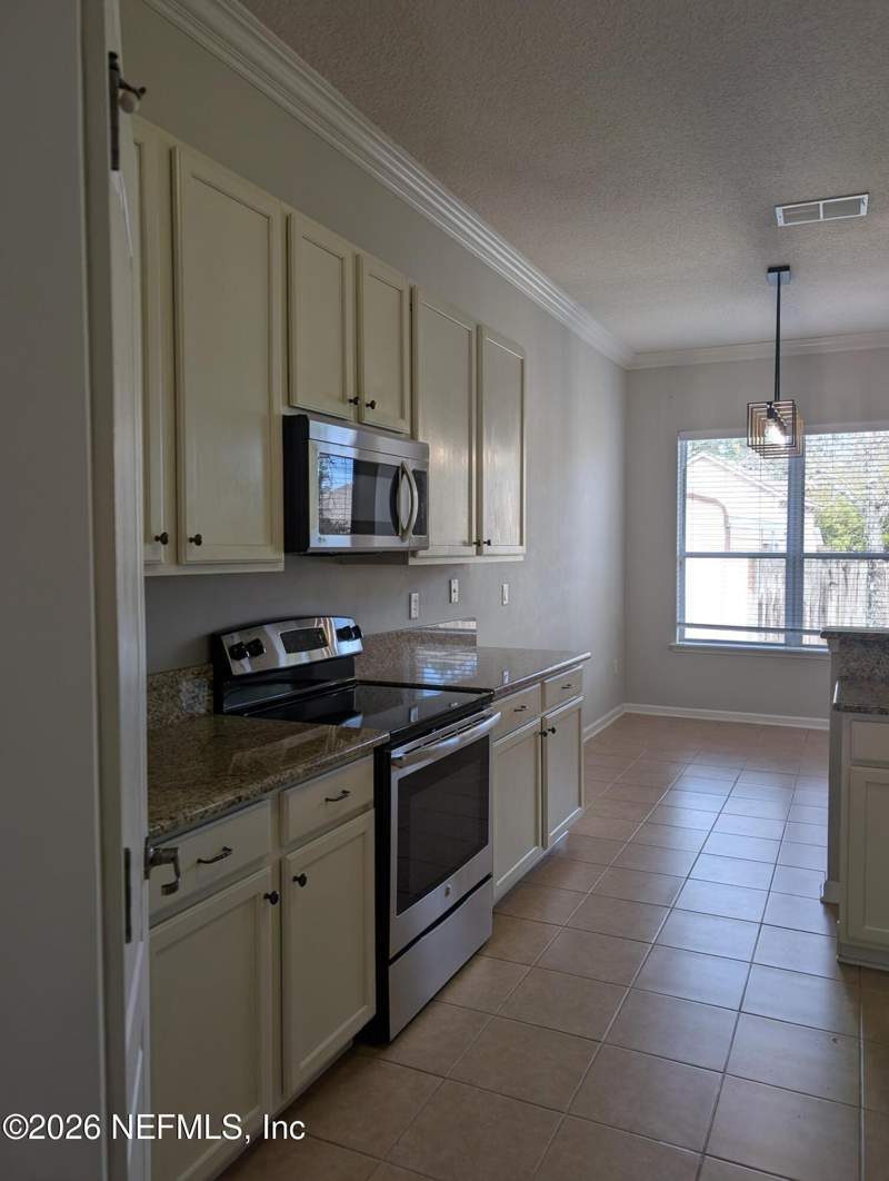 4 bedroom Single Family Residence at 2219 Gardenmoss, Silver Creek, Green Cove Springs — photo 3