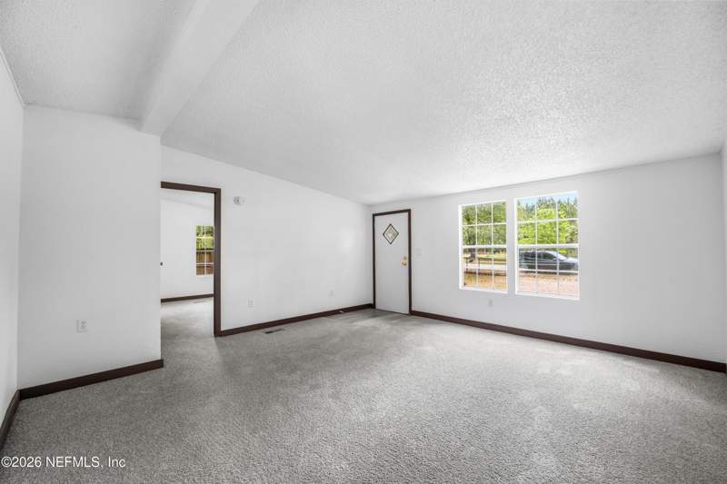 5 bedroom Manufactured Home at 4318 Deerfield Circle, Rolling Meadows, Macclenny — photo 2