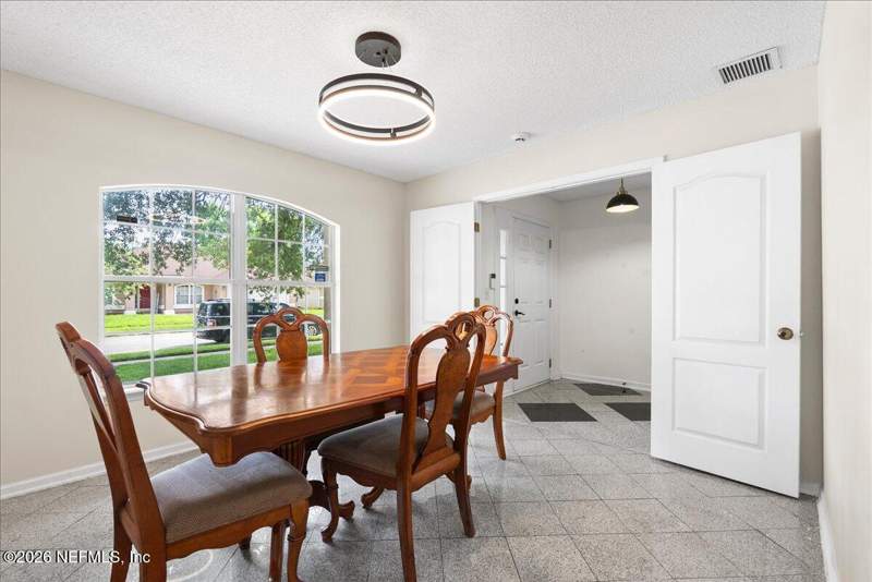 4 bedroom Single Family Residence at 9454 Staplehurst Drive, Watermill, Jacksonville — photo 5