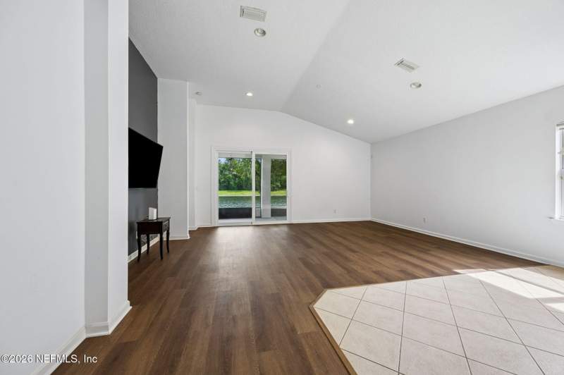 5 bedroom Single Family Residence at 5907 Wind Cave Lane, Bartram Springs, Jacksonville — photo 5
