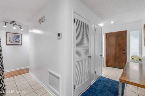 3639 Lone Eagle Road, Jacksonville FL - photo 8 of 40