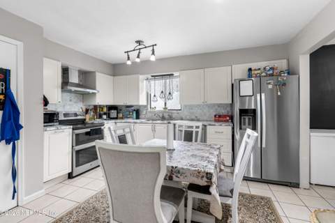 3639 Lone Eagle Road, Jacksonville FL - photo 17 of 40