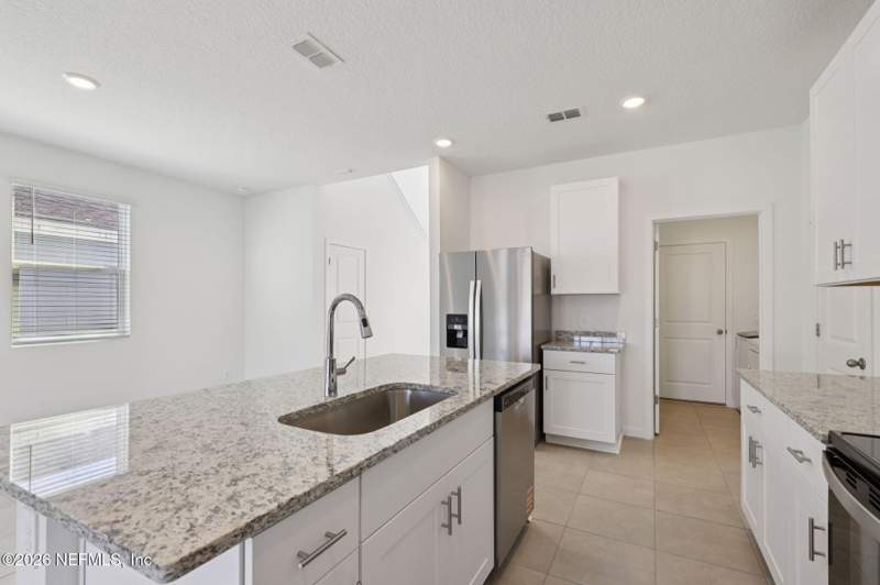 4 bedroom Single Family Residence at 7748 Greatford Way, Kings Preserve, Jacksonville — photo 5