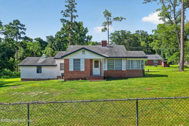 6 bedroom Single Family Residence at 5745 110th Street, Ortega Farms, Jacksonville — photo 2