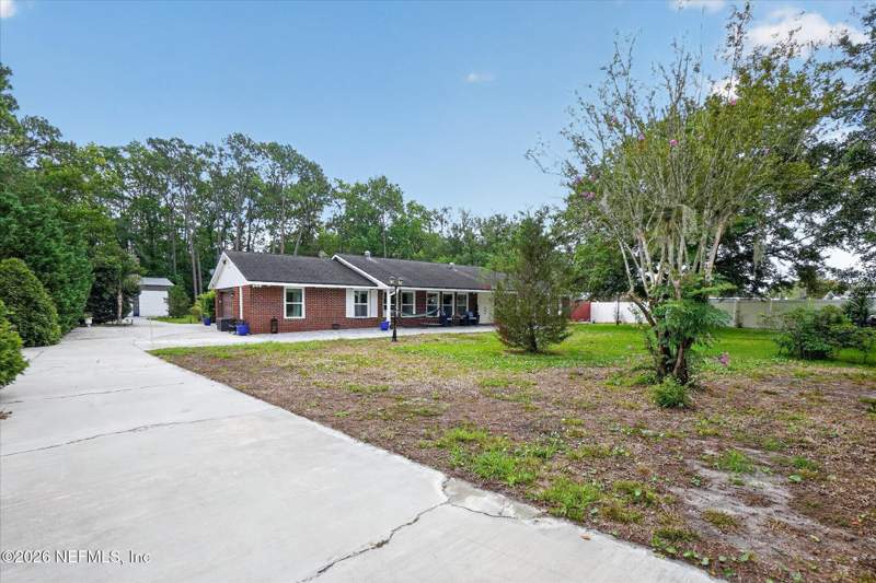 3 bedroom Single Family Residence at 6253 Carlton Road, Tintern Woods, Jacksonville — photo 2